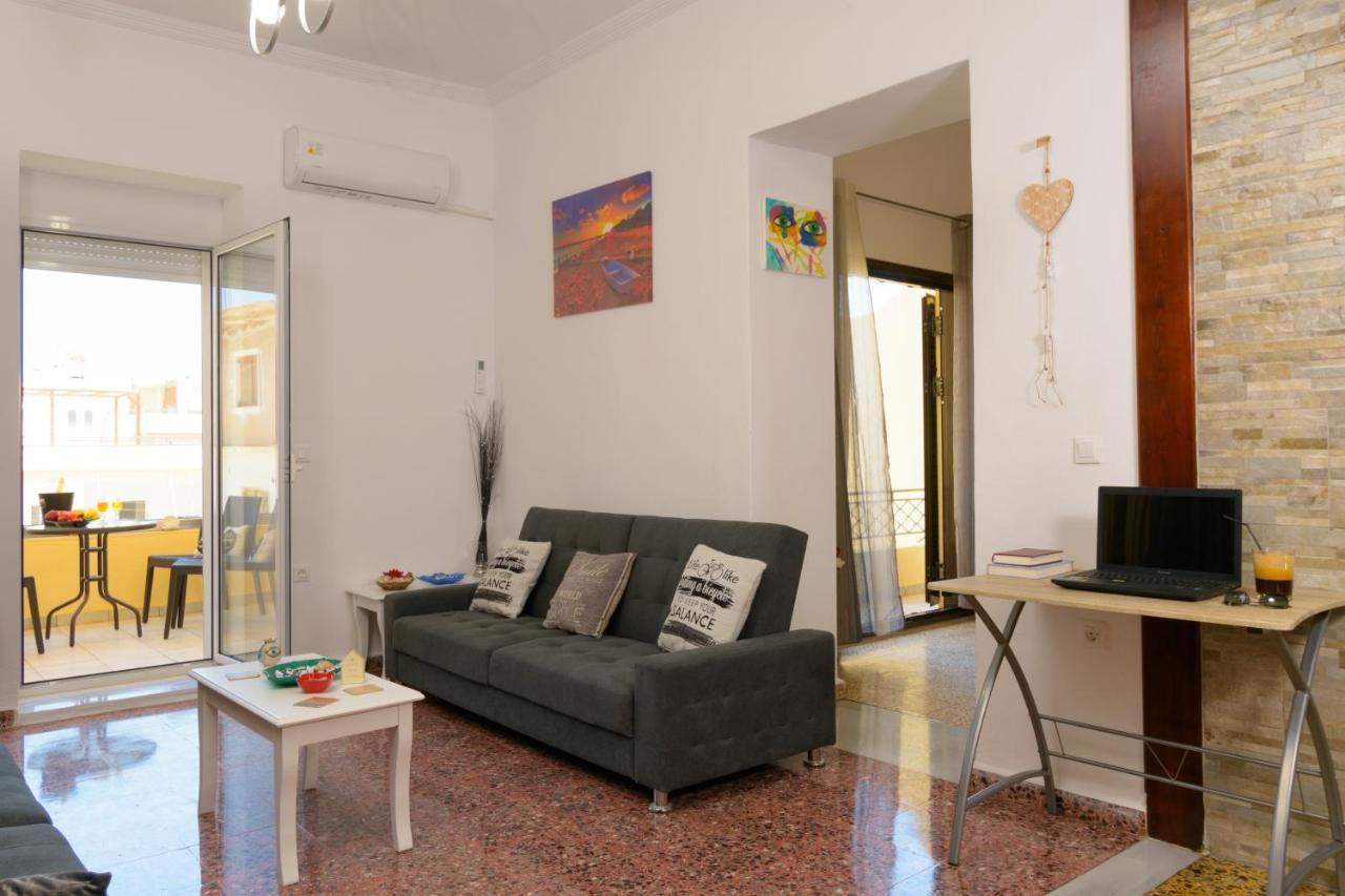 House For Families Near The Apartment *