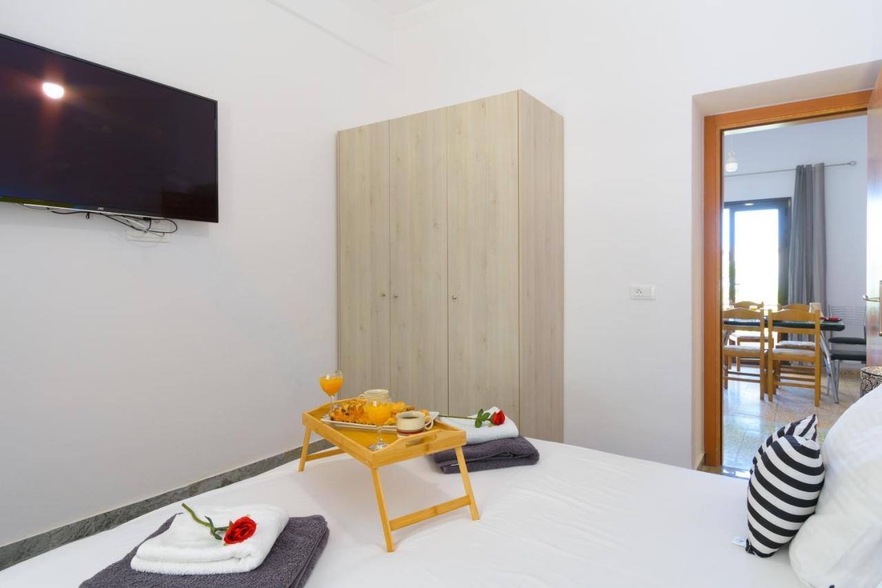 House For Families Near The Agios Nikolaos (Crete)